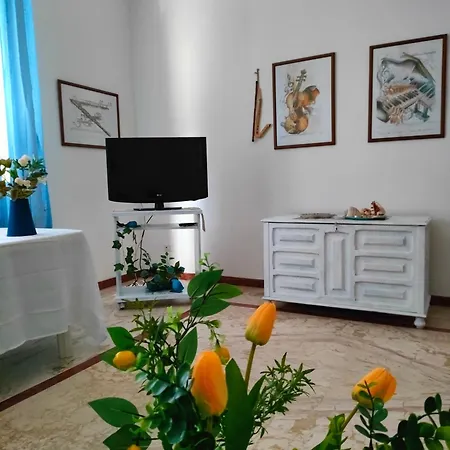 Angela 's House * Pozzallo